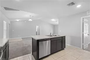 4137 NE 14th Pl, Cape Coral, FL 33909 - Photo 13