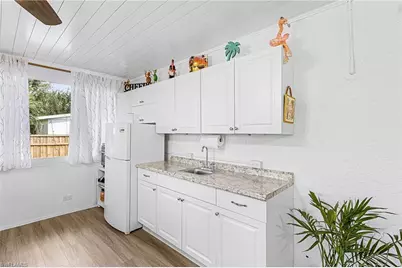 2073 E Tobago Cir, Fort Myers, FL 33905 - Photo 21