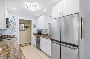 2073 E Tobago Cir, Fort Myers, FL 33905 - Photo 11