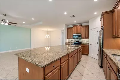 2635 Casibari Ct, Cape Coral, FL 33991 - Photo 9