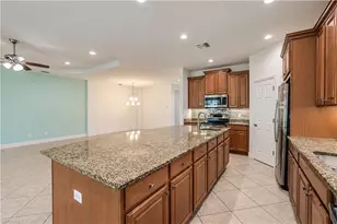 2635 Casibari Ct, Cape Coral, FL 33991 - Photo 9