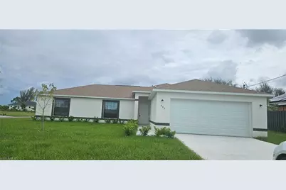 902 N 2nd Pl, Cape Coral, FL 33909 - Photo 7