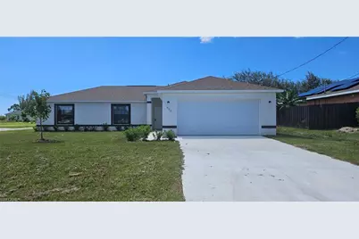 902 N 2nd Pl, Cape Coral, FL 33909 - Photo 11