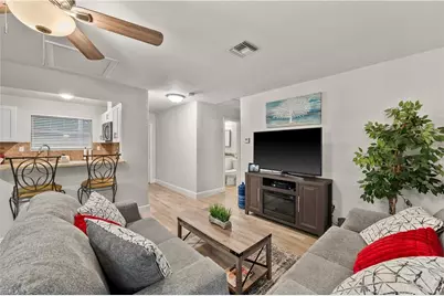 9893 Birr St, Fort Myers, FL 33919 - Photo 5