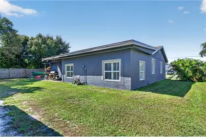 1731 Raleigh St, Fort Myers, FL 33916 - Photo 21