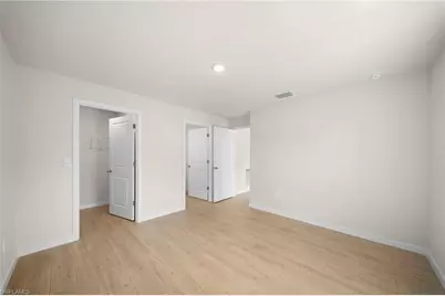 914 SW 33rd Ter, Cape Coral, FL 33914 - Photo 15