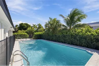 729 Sand Dollar Dr, Sanibel, FL 33957 - Photo 25