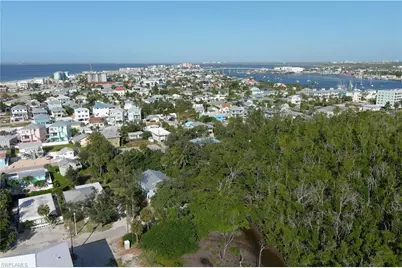 203 Chapel St, Fort Myers Beach, FL 33931 - Photo 41