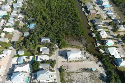 203 Chapel St, Fort Myers Beach, FL 33931 - Photo 37