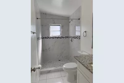 905 SW 9th Ave, Cape Coral, FL 33991 - Photo 9