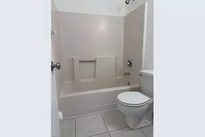 905 SW 9th Ave, Cape Coral, FL 33991 - Photo 11