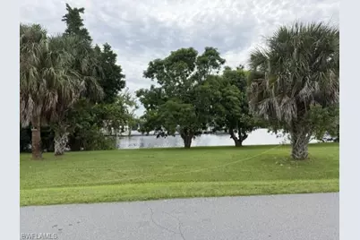 2143 Club House Rd, North Fort Myers, FL 33917 - Photo 7
