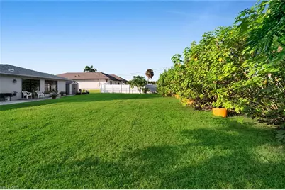 4021 SE 1st Ct, Cape Coral, FL 33904 - Photo 25