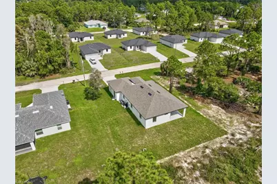 704 Avondale St E, Lehigh Acres, FL 33974 - Photo 37