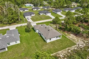 704 Avondale St E, Lehigh Acres, FL 33974 - Photo 37