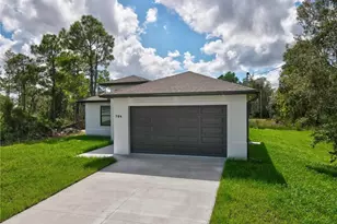 704 Avondale St E, Lehigh Acres, FL 33974 - Photo 33