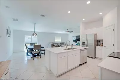 420 Paddock St, Lehigh Acres, FL 33974 - Photo 9