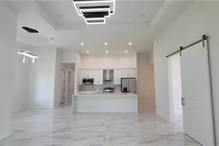 602 SW 15th Terrace, Cape Coral, FL 33991 - Photo 3