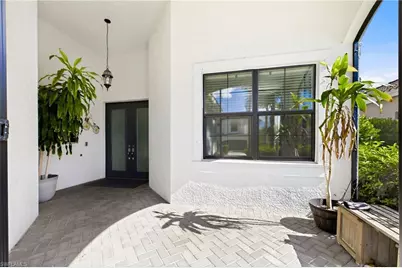 10091 Chesapeake Bay Dr, Fort Myers, FL 33913 - Photo 3