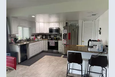 279 Ground Dove Cir, Lehigh Acres, FL 33936 - Photo 3