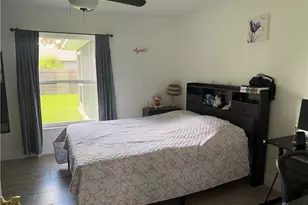279 Ground Dove Cir, Lehigh Acres, FL 33936 - Photo 9