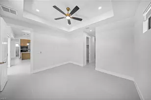 1005 NE 4th Pl, Cape Coral, FL 33909 - Photo 11