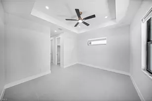 1005 NE 4th Pl, Cape Coral, FL 33909 - Photo 17