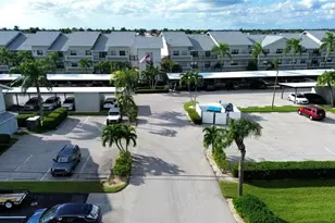 4230 SE 20th Pl, Cape Coral, FL 33904 - Photo 5