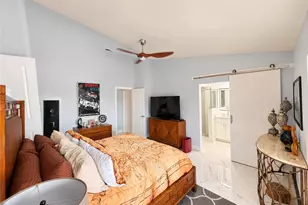 4230 SE 20th Pl, Cape Coral, FL 33904 - Photo 37