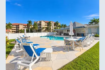 4230 SE 20th Pl Unit # 303, Cape Coral, FL 33904 - Photo 17