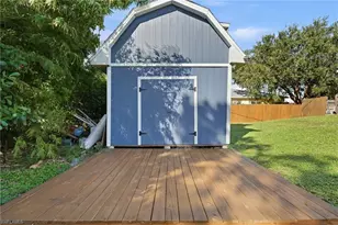 8470 Butternut Rd, Fort Myers, FL 33967 - Photo 37