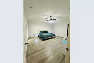 2208 SW 32nd St, Cape Coral, FL 33914 - Photo 49