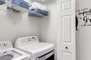 8812 Middlebrook Dr, Fort Myers, FL 33908 - Photo 11