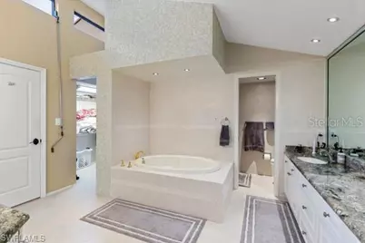 4705 S Landings Dr, Fort Myers, FL 33919 - Photo 25