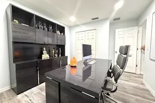 1027 NE 32nd Ln, Cape Coral, FL 33909 - Photo 21