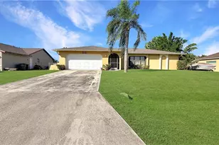 617 SE 21st Ln, Cape Coral, FL 33990 - Photo 5