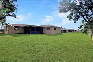 617 SE 21st Ln, Cape Coral, FL 33990 - Photo 53