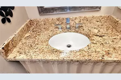 617 SE 21st Ln, Cape Coral, FL 33990 - Photo 33