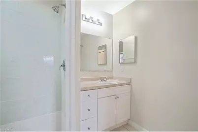 1020 SE 26th Ter, Cape Coral, FL 33904 - Photo 13