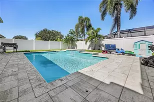 1305 NW 10th Terrace, Cape Coral, FL 33993 - Photo 27
