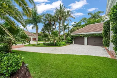 2388 Wulfert Rd, Sanibel, FL 33957 - Photo 13