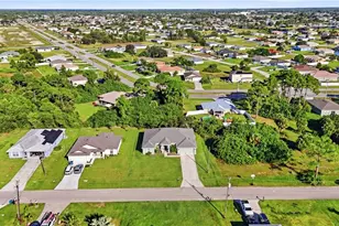 4025 NE 10th Pl, Cape Coral, FL 33909 - Photo 43