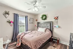 4025 NE 10th Pl, Cape Coral, FL 33909 - Photo 27