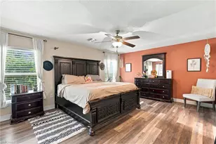 4025 NE 10th Pl, Cape Coral, FL 33909 - Photo 15