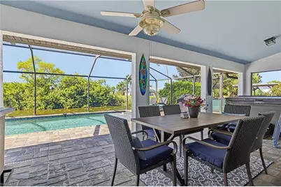 8 NE 8th Pl, Cape Coral, FL 33909 - Photo 29