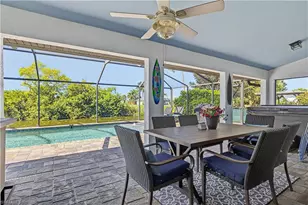 8 NE 8th Pl, Cape Coral, FL 33909 - Photo 29