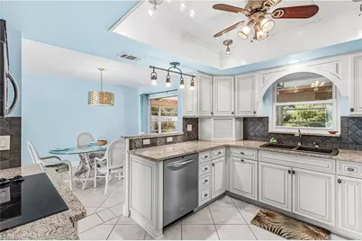 4632 SE 1st Pl, Cape Coral, FL 33904 - Photo 3
