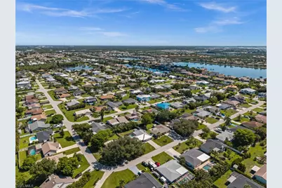 6060 Macbeth Ln, Fort Myers, FL 33908 - Photo 37