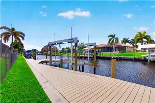 3838 SW 19th Pl, Cape Coral, FL 33914 - Photo 45
