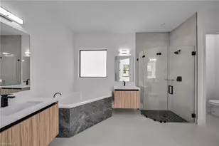 324 NE 15th St, Cape Coral, FL 33909 - Photo 29